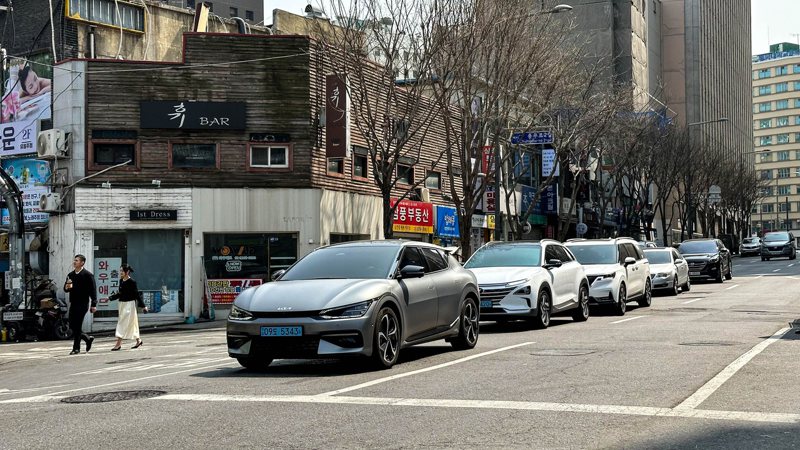 Kia EV6是韓國去年最暢銷的國產乘用純電車。 記者黃俐嘉／攝影